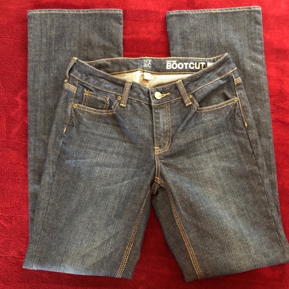 NY&C Jeans Size 4 Bootcut Curvy Jeans Like New - Picture 3 of 7